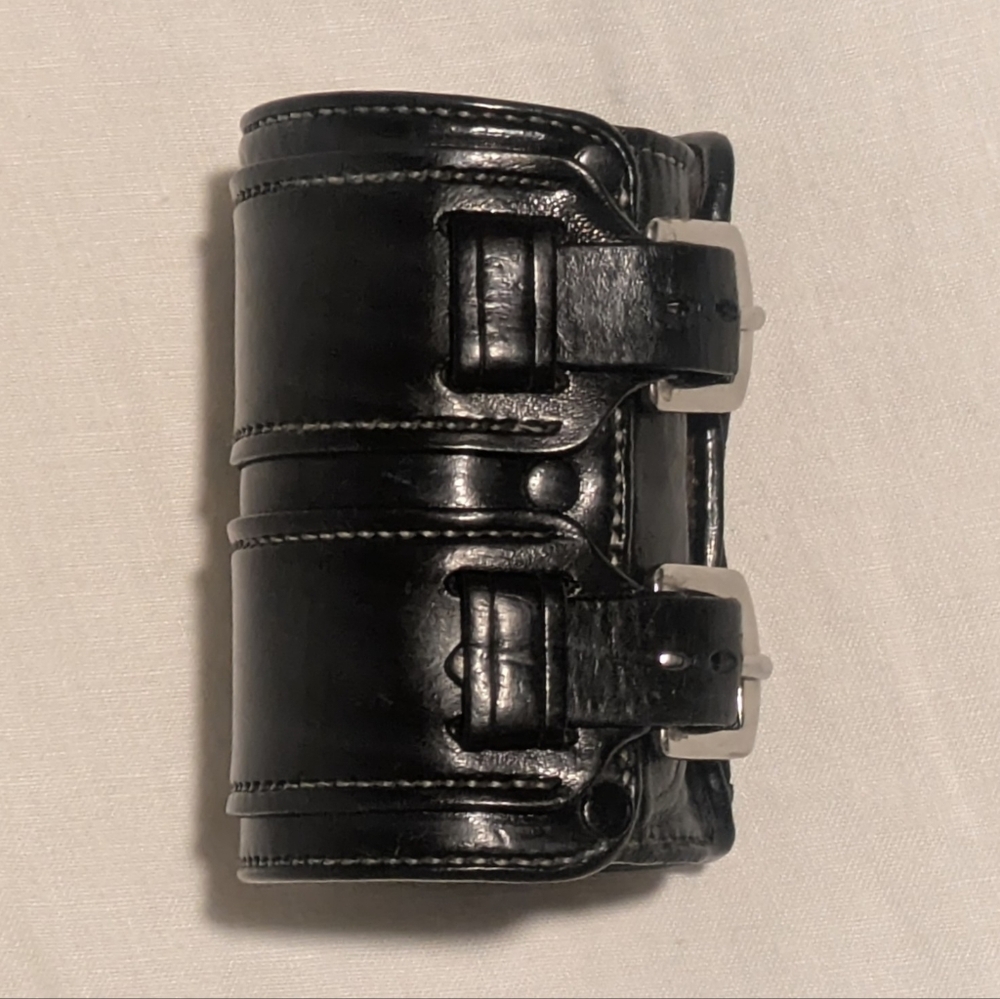Black Leather Men's Cuff - Picture 7 of 10